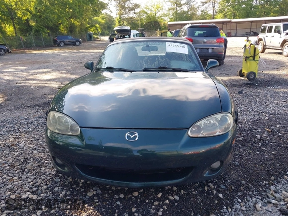 2001 Mazda MX-5 Miata with VIN JM1NB353010203783, listed as a IAAI auction lot 42255348 with 139,080 mi miles and . Bid and sale history available at DreamBid. Image 12.