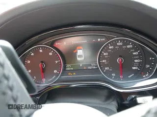 2015 Audi A8 3.0T z VIN WAU3GAFD4FN039482, wystawiony jako IAAI lot #42330349 z przebiegiem 132 718 mil mil oraz . Historia ofert i sprzedaży dostępna na DreamBid. Obrazek 7.