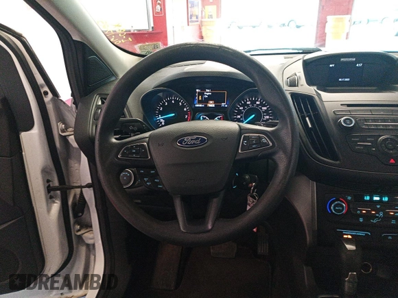 2017 Ford Escape SE z VIN 1FMCU0GD2HUD67783, wystawiony jako IAAI lot #42575794 z przebiegiem 98 188 mil mil oraz . Historia ofert i sprzedaży dostępna na DreamBid. Obrazek 20.