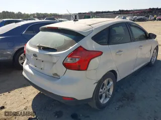 2013 Ford Focus SE with VIN 1FADP3K2XDL175069, listed as a IAAI auction lot 42030874 with 192,539 mi miles. Bid and sale history available at carsss.com. Image 4.