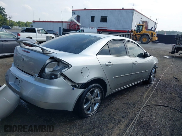 2008 Pontiac G6 GT with VIN 1G2ZH57N484134064, listed as a IAAI auction lot 40221545 with 268,929 mi miles. Bid and sale history available at carsss.com. Image 4.