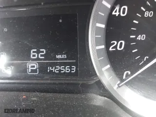 2014 Nissan Sentra SV with VIN 3N1AB7AP6EL645171, listed as a IAAI auction lot 41963853 with 142,563 mi miles. Bid and sale history available at carsss.com. Image 7.