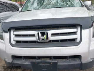 2006 Honda Pilot EX-L with RES with VIN 5FNYF286X6B043597, listed as a IAAI auction lot 41940460 with 325,118 mi miles. Bid and sale history available at carsss.com. Image 10.