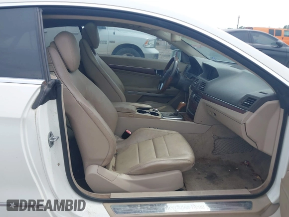 2012 Mercedes-Benz E 350 with VIN WDDKJ5KB4CF130789, listed as a IAAI auction lot 42083917 with 174,189 mi miles and . Bid and sale history available at DreamBid. Image 8.