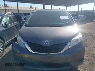 2014 Toyota Sienna LE AAS with VIN 5TDKK3DC0ES498732, listed as a IAAI auction lot 42077044 with 189,745 mi miles and . Bid and sale history available at carsss.com. Image 13.