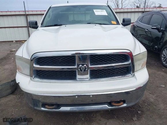2009 Dodge Ram 1500 SLT with VIN 1D3HB18PX9S700623, listed as a IAAI auction lot 41617857 with 231,055 mi miles. Bid and sale history available at carsss.com. Image 12.