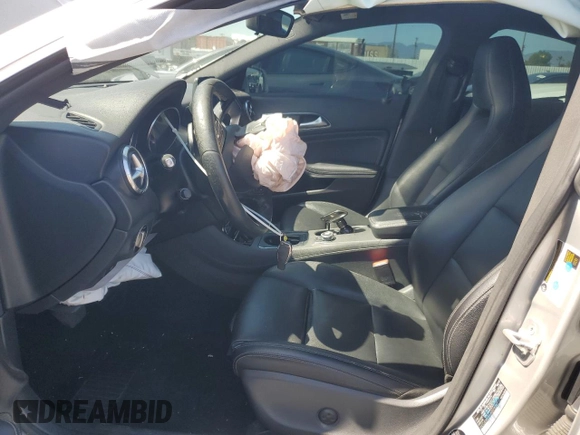 2018 Mercedes-Benz CLA 250 с VIN WDDSJ4EB6JN599357, выставлен на аукционе Copart как лот 56204155 с пробегом 155 172 миль миль и Списание • Salvage title. История ставок и продаж доступна на DreamBid. Изображение 7.