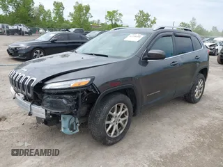 2017 Jeep Cherokee Latitude with VIN 1C4PJMCBXHW515628, listed as a IAAI auction lot 42295318 with 88,923 mi miles and . Bid and sale history available at DreamBid. Image 18.