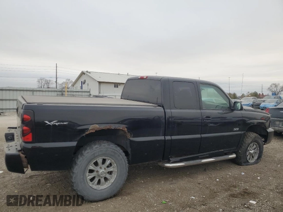 2003 Chevrolet Silverado SS z VIN 2GCEK19N931307065, wystawiony jako Copart lot #43430475 z przebiegiem 167 971 mil mil oraz Czysty tytuł • Clean title. Historia ofert i sprzedaży dostępna na DreamBid. Obrazek 3.