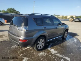2010 Mitsubishi Outlander SE with VIN JA4AS3AW6AZ018626, listed as a Copart auction lot 51621035 with 184,953 mi miles and Salvage Title. Bid and sale history available at carsss.com. Image 3.