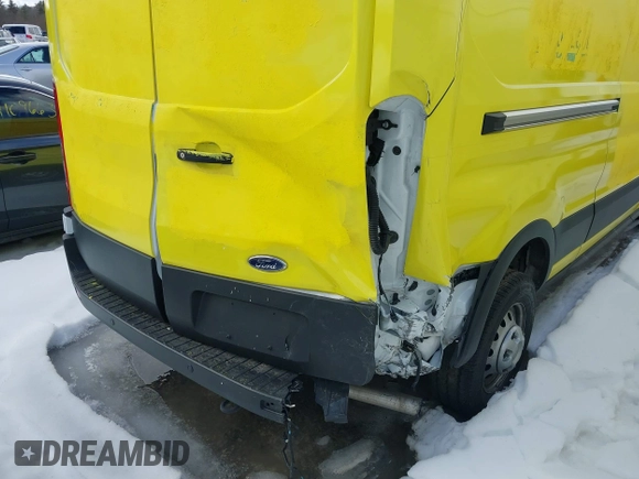 2023 Ford Transit Cargo с VIN 1FTBR2C81PKB94435, выставлен на аукционе IAAI как лот 41374220 с пробегом 18 232 миль миль и . История ставок и продаж доступна на DreamBid. Изображение 6.