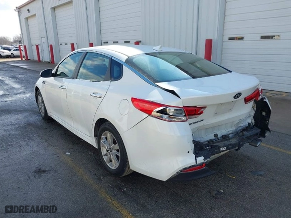 2018 Kia Optima LX with VIN 5XXGT4L3XJG216120, listed as a IAAI auction lot 41691044 with 124,919 mi miles. Bid and sale history available at carsss.com. Image 3.