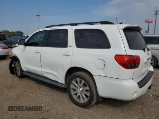 2014 Toyota Sequoia SR5 with VIN 5TDBW5G15ES109612, listed as a Copart auction lot 70484384 with 167,905 mi miles and Salvage Title. Bid and sale history available at carsss.com. Image 2.