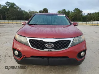 2011 Kia Sorento EX with VIN 5XYKU4A28BG015573, listed as a Copart auction lot 86657014 with 88,250 mi miles and Salvage Title. Bid and sale history available at carsss.com. Image 5.