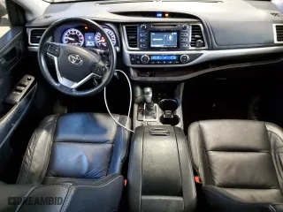 2015 Toyota Highlander LE with VIN 5TDBKRFH7FS181785, listed as a Copart auction lot 46100905 with 326,520 mi miles and Salvage Title. Bid and sale history available at carsss.com. Image 8.