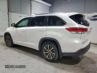2017 Toyota Highlander XLE with VIN 5TDJZRFH3HS517636, listed as a Copart auction lot 55115505 with 159,202 mi miles and Clean title. Bid and sale history available at DreamBid. Image 2.