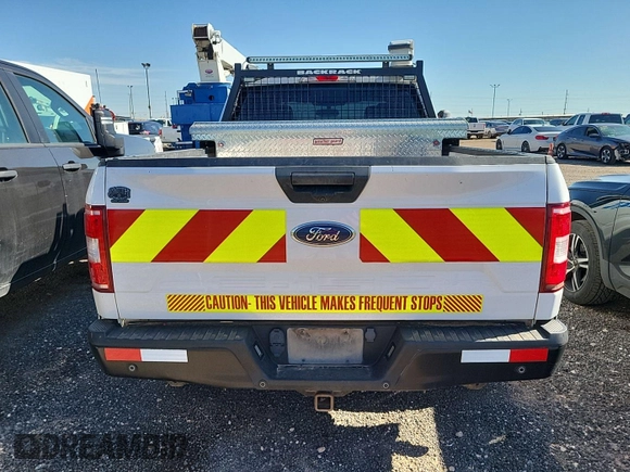 2020 Ford F-150 XL z VIN 1FTFX1E59LKD83784, wystawiony jako IAAI lot #42891028 z przebiegiem 97 367 mil mil oraz . Historia ofert i sprzedaży dostępna na DreamBid. Obrazek 27.