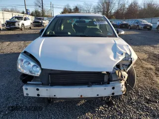 2004 Chevrolet Malibu Maxx LT z VIN 1G1ZU64804F233533, wystawiony jako Copart lot #87958685 z przebiegiem 93 186 mil mil oraz Szkoda całkowita • Salvage title. Historia ofert i sprzedaży dostępna na DreamBid. Obrazek 5.