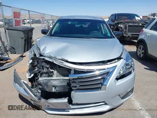 2015 Nissan Altima 2.5 z VIN 1N4AL3AP0FN345314, wystawiony jako IAAI lot #42143123 z przebiegiem 101 898 mil mil oraz . Historia ofert i sprzedaży dostępna na DreamBid. Obrazek 12.