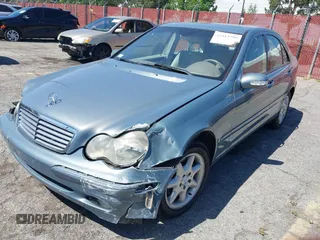 2004 Mercedes-Benz C 320 z VIN WDBRF64J34F501106, wystawiony jako IAAI lot #42313795 z przebiegiem 81 476 mil mil oraz . Historia ofert i sprzedaży dostępna na DreamBid. Obrazek 2.