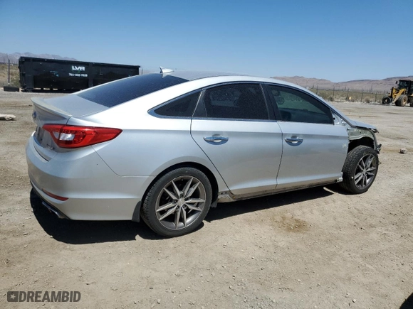 2015 Hyundai Sonata 2.0T Sport with VIN 5NPE34AB0FH185411, listed as a Copart auction lot 71848434 with 132,331 mi miles and Salvage Title. Bid and sale history available at carsss.com. Image 3.