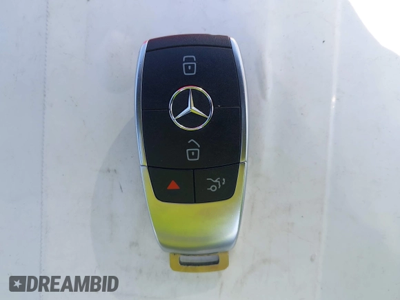 2019 Mercedes-Benz C 300 z VIN 55SWF8DB9KU291393, wystawiony jako IAAI lot #42105875 z przebiegiem 38 853 mil mil oraz . Historia ofert i sprzedaży dostępna na DreamBid. Obrazek 11.