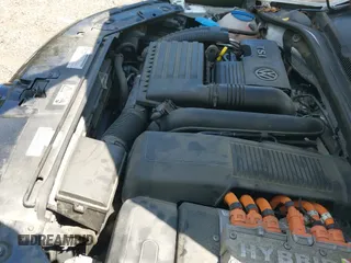 2013 Volkswagen Jetta Hybrid with VIN 3VW637AJ4DM258880, listed as a IAAI auction lot 43053300 with 197,624 mi miles and . Bid and sale history available at DreamBid. Image 12.