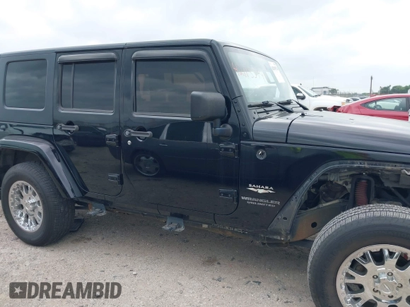 2008 Jeep Wrangler Unlimited Sahara с VIN 1J4GA59188L624010, выставлен на аукционе IAAI как лот 42115574 с пробегом 105 800 миль миль и . История ставок и продаж доступна на DreamBid. Изображение 13.