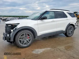 2025 Ford Explorer ST z VIN 1FMWK8GC2SGA92267, wystawiony jako Copart lot #55735355 z przebiegiem 4 427 mil mil oraz Szkoda całkowita • Salvage title. Historia ofert i sprzedaży dostępna na DreamBid. Obrazek 1.