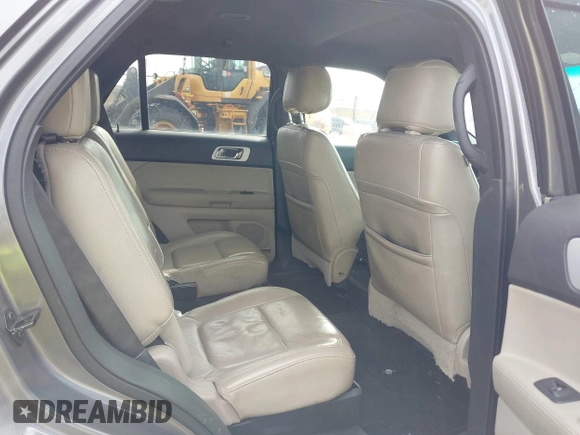 2013 Ford Explorer XLT z VIN 1FM5K8D88DGA92403, wystawiony jako IAAI lot #41946862 z przebiegiem 230 758 mil mil oraz . Historia ofert i sprzedaży dostępna na DreamBid. Obrazek 8.