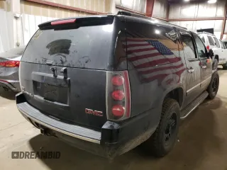 2012 GMC Yukon XL Denali with VIN 1GKS2MEFXCR319109, listed as a Copart auction lot 77485124 with Not Provided miles and Salvage Title. Bid and sale history available at carsss.com. Image 3.