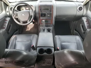 2007 Ford Explorer Limited с VIN 1FMEU65E47UB46370, выставлен на аукционе Copart как лот 84298024 с пробегом 105 011 миль миль и Чистый • Clean title. История ставок и продаж доступна на DreamBid. Изображение 8.
