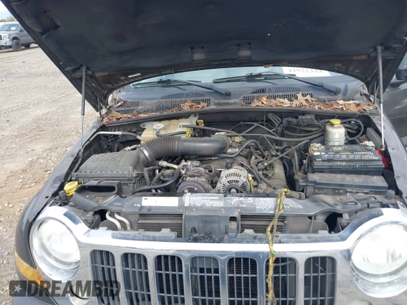 2005 Jeep Liberty Limited with VIN 1J4GK58K85W513961, listed as a IAAI auction lot 41921343 with 347,996 mi miles and . Bid and sale history available at DreamBid. Image 10.