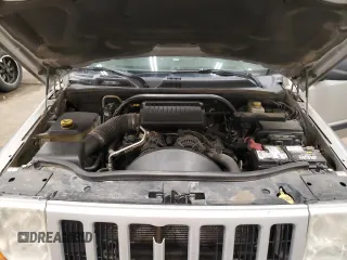 2006 Jeep Commander with VIN 1J8HG48N86C275203, listed as a Copart auction lot 57827085 with 197,552 mi miles and Clean title. Bid and sale history available at DreamBid. Image 11.