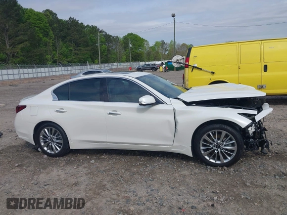 2021 Infiniti Q50 Luxe z VIN JN1EV7BP7MM700965, wystawiony jako IAAI lot #41998024 z przebiegiem 44 897 mil mil oraz . Historia ofert i sprzedaży dostępna na DreamBid. Obrazek 14.