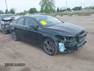 2020 Ford Fusion Titanium with VIN 3FA6P0K94LR117138, listed as a IAAI auction lot 42345819 with 88,117 mi miles and . Bid and sale history available at DreamBid. Image 1.
