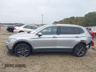 2022 Volkswagen Tiguan SE с VIN 3VV3B7AX5NM148193, выставлен на аукционе IAAI как лот 40795694 с пробегом 62 828 миль миль и . История ставок и продаж доступна на DreamBid. Изображение 15.