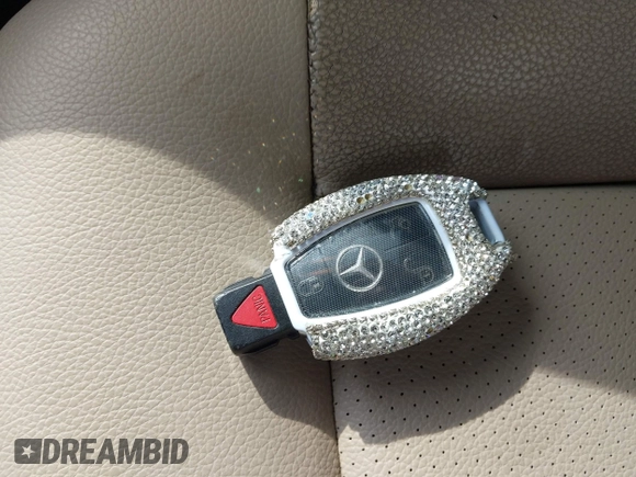2013 Mercedes-Benz E 350 Luxury with VIN WDDHF5KBXDA693923, listed as a IAAI auction lot 42134694 with 274,065 mi miles and . Bid and sale history available at DreamBid. Image 11.