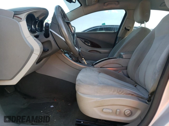 2013 Buick LaCrosse z VIN 1G4GA5E31DF142190, wystawiony jako Copart lot #54908005 z przebiegiem 155 934 mil mil oraz Nie do naprawy • Non repairable. Historia ofert i sprzedaży dostępna na DreamBid. Obrazek 7.