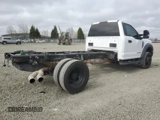 2017 Ford F-550 XL with VIN 1FDUF5GT0HEB62296, listed as a Copart auction lot 48300215 with 138,236 mi miles and Clean Title. Bid and sale history available at carsss.com. Image 3.