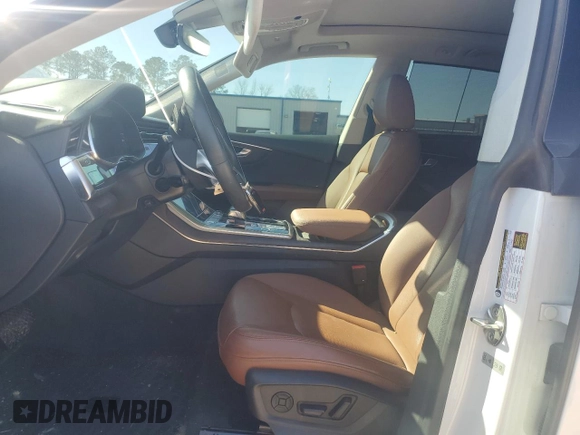 2019 Audi Q8 Prestige with VIN WA1FVAF13KD047532, listed as a Copart auction lot 48422995 with 0 mi miles and Salvage Title. Bid and sale history available at carsss.com. Image 7.