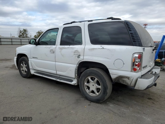 2002 GMC Yukon Denali with VIN 1GKEK63U72J114502, listed as a Copart auction lot 78327824 with 266,426 mi miles and Clean Title. Bid and sale history available at carsss.com. Image 2.