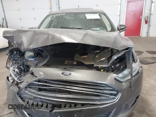 2013 Ford Fusion SE with VIN 3FA6P0HR4DR156949, listed as a IAAI auction lot 42050473 with 125,439 mi miles and . Bid and sale history available at DreamBid. Image 6.
