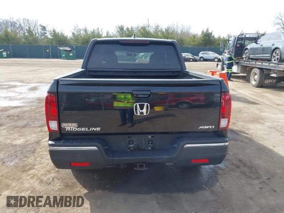 2017 Honda Ridgeline RTL z VIN 5FPYK3F59HB014002, wystawiony jako IAAI lot #41781159 z przebiegiem 110 393 mil mil oraz . Historia ofert i sprzedaży dostępna na DreamBid. Obrazek 17.