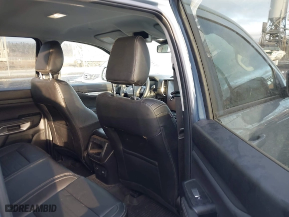 2024 Ford Ranger LARIAT with VIN 1FTER4KH7RLE02681, listed as a IAAI auction lot 41045878 with 10,527 mi miles. Bid and sale history available at carsss.com. Image 8.