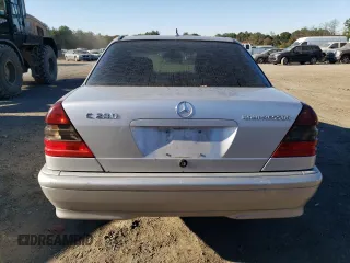 2000 Mercedes-Benz C 230 Kompressor with VIN WDBHA24G5YF935573, listed as a Copart auction lot 76331604 with 261,917 mi miles and Salvage Title. Bid and sale history available at carsss.com. Image 6.