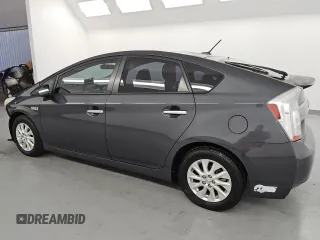 2013 Toyota Prius with VIN JTDKN3DP3D3032786, listed as a Copart auction lot 56362285 with 48,740 mi miles and Clean Title. Bid and sale history available at DreamBid. Image 2.