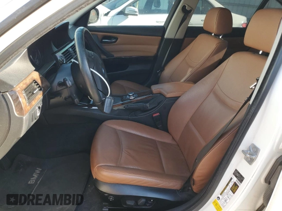 2010 BMW 3 Series 328i with VIN WBAPH5C52AA439642, listed as a Copart auction lot 42956485 with 82,960 mi miles and Salvage title. Bid and sale history available at DreamBid. Image 7.