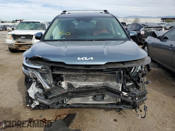 2022 Kia Carnival SX with VIN KNDNE5H33N6176726, listed as a Copart auction lot 80013124 with 14,936 mi miles and Salvage Title. Bid and sale history available at carsss.com. Image 5.