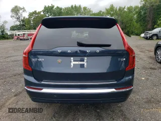 2025 Volvo XC90 Plug-In Hybrid Ultra z VIN YV4H60PFXS1305589, wystawiony jako Copart lot #59093425 z przebiegiem 7 326 mil mil oraz Szkoda całkowita • Salvage title. Historia ofert i sprzedaży dostępna na DreamBid. Obrazek 6.